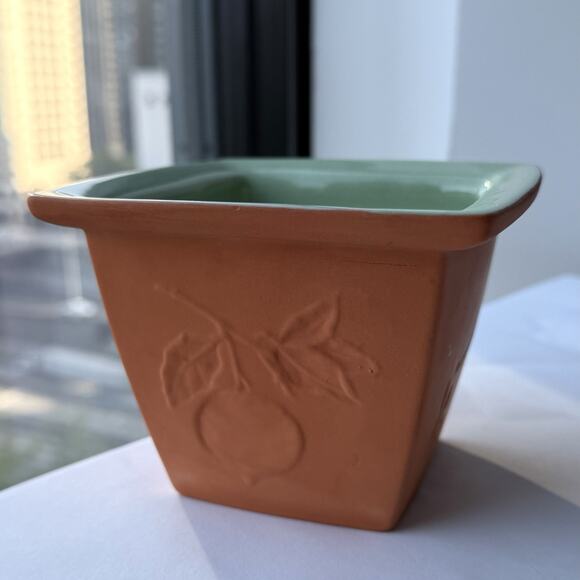 Wedgwood 'Sarah's Garden' Pot Terracotta & Green Small Plant Pot Planter Garden - Picture 2 of 8